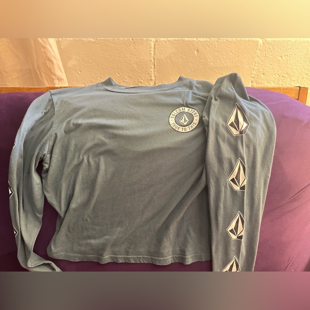 Volcom long sleeve